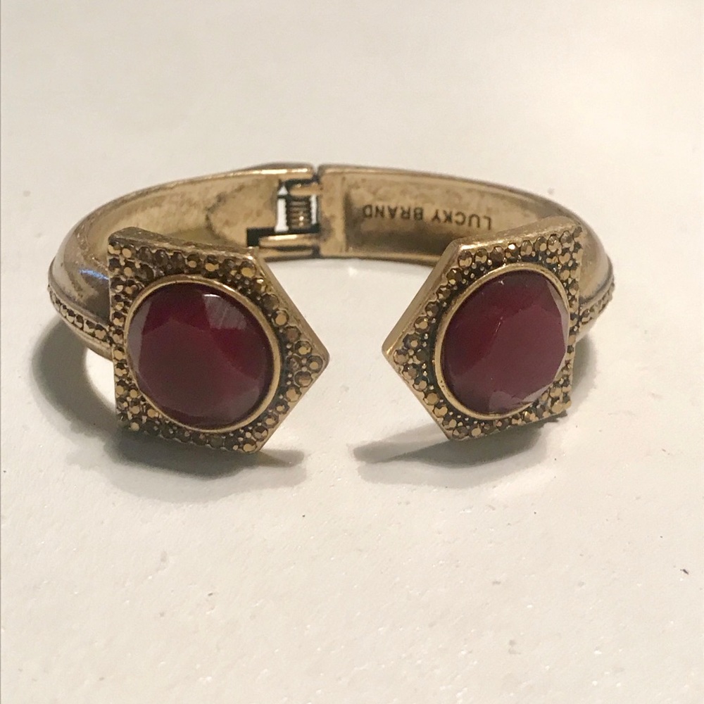 New Lucky Brand Jewelry Set, Bracelet and Earrings - Picture 2 of 5